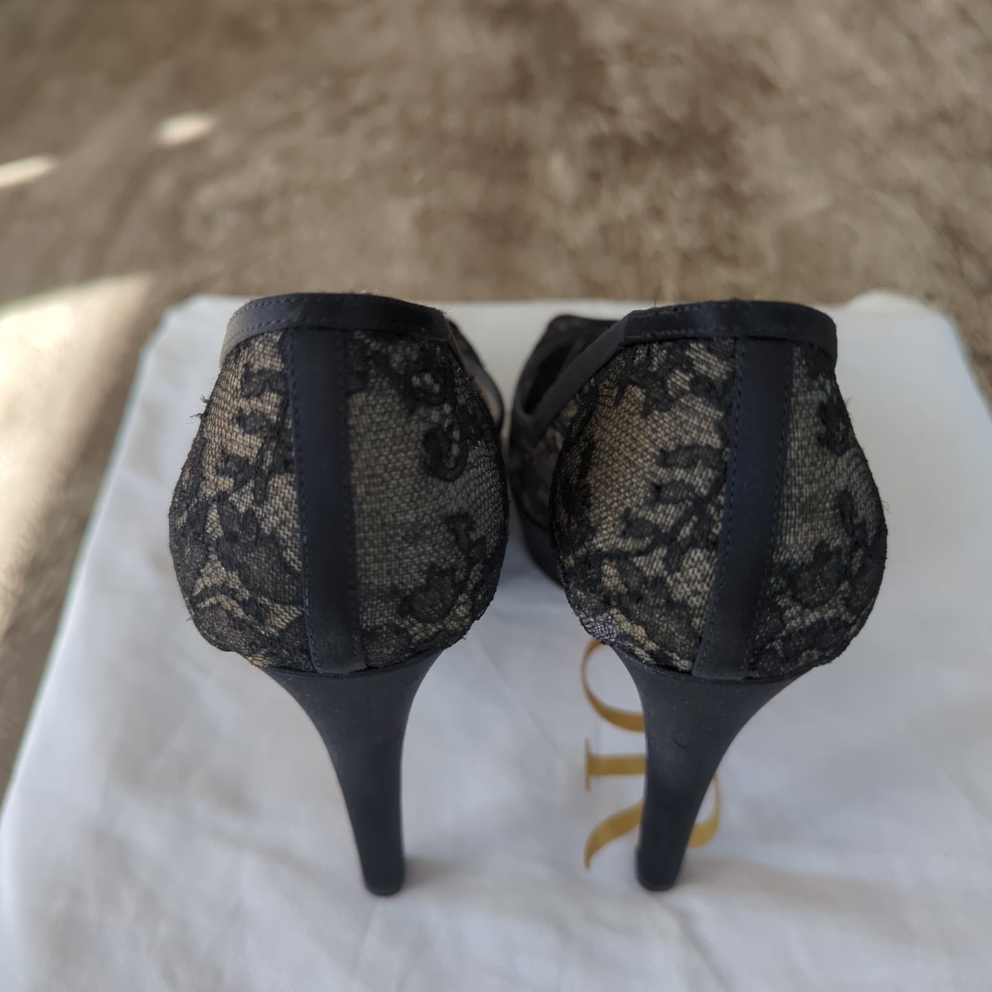 Christian Dior Lace PLatform Peep Toe Pumps   Size: 37.5/7