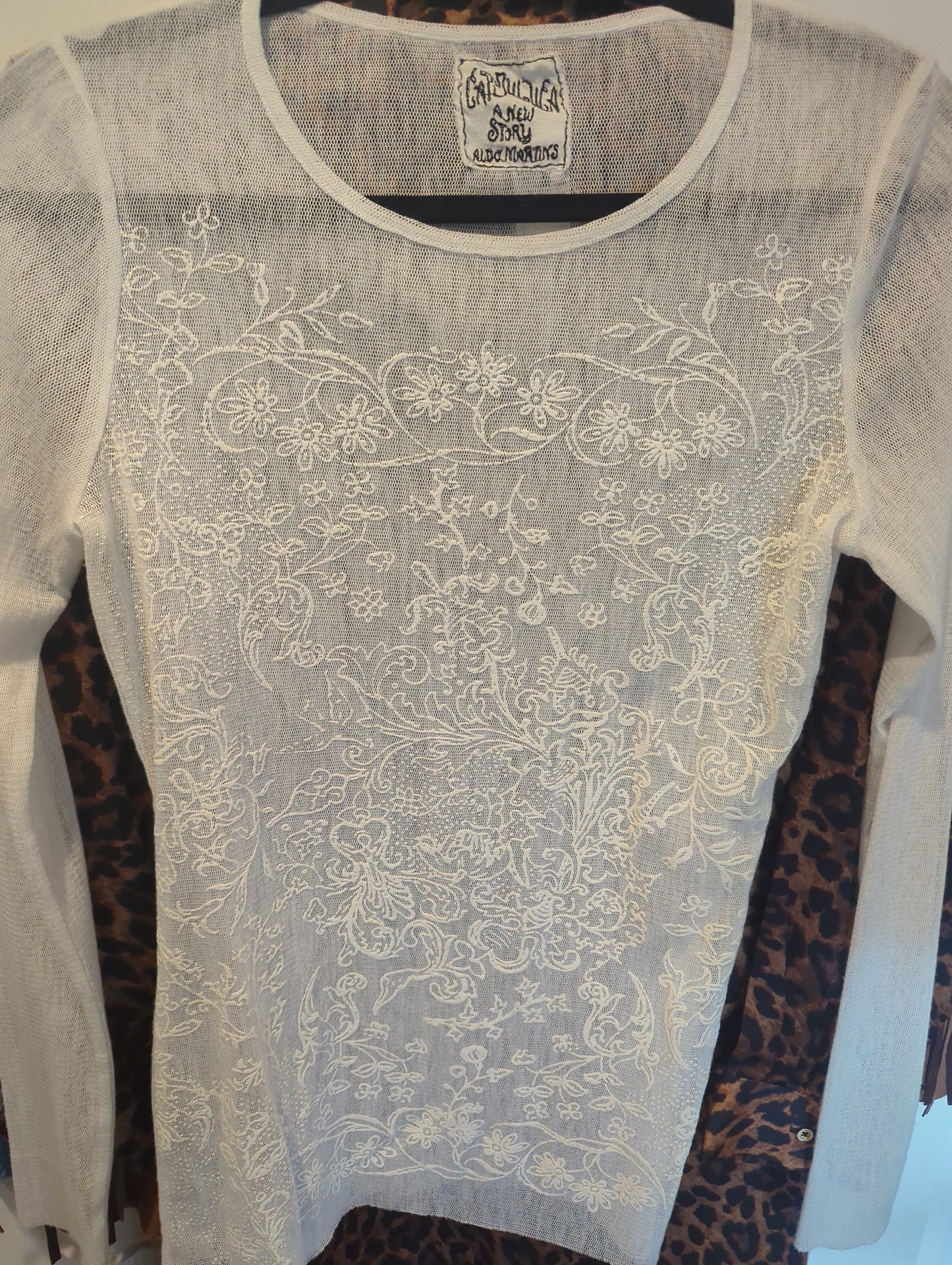 Cap Juluca Top Size:10