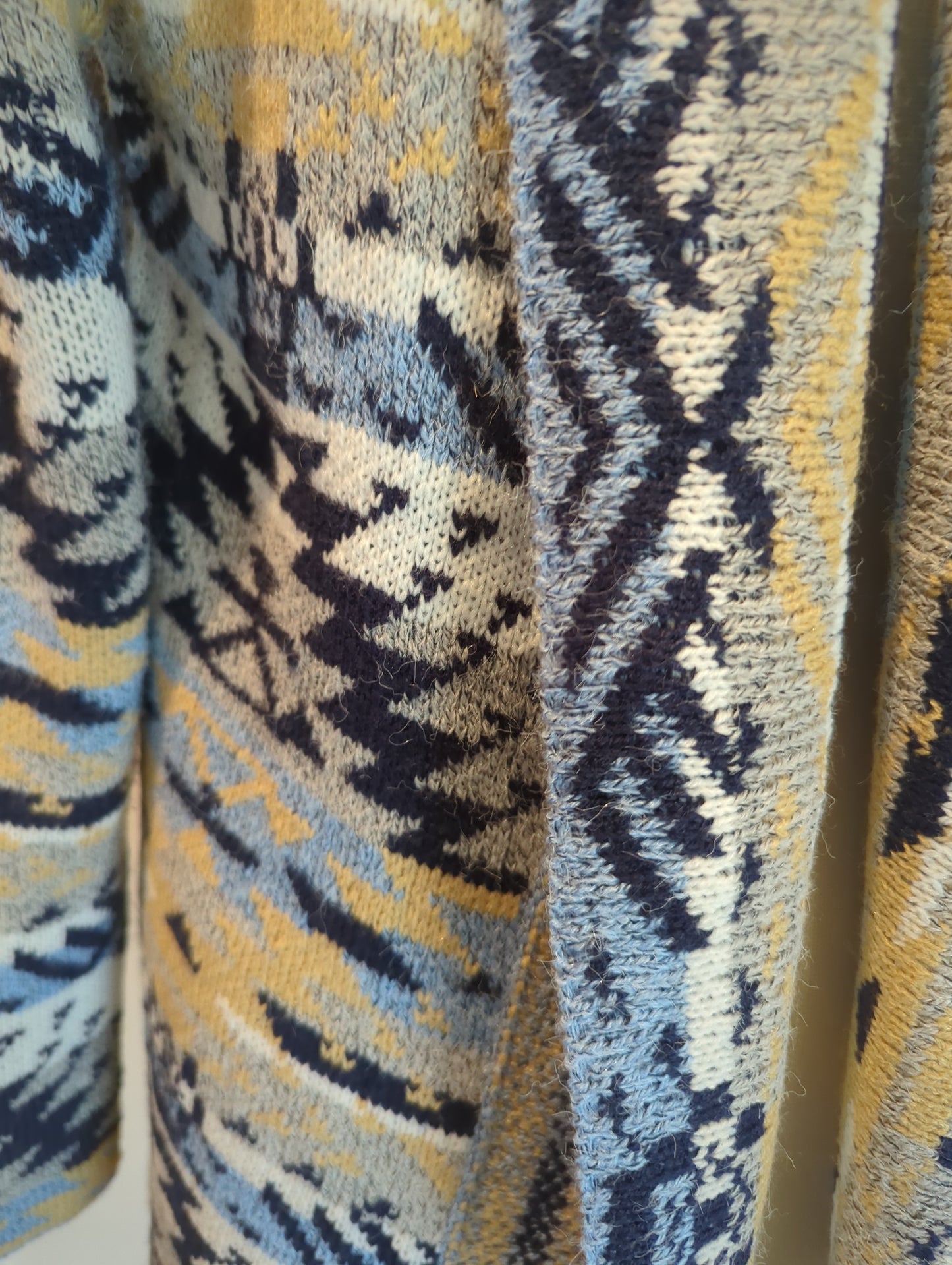 R Fashion Knit Duster Size: L/XL