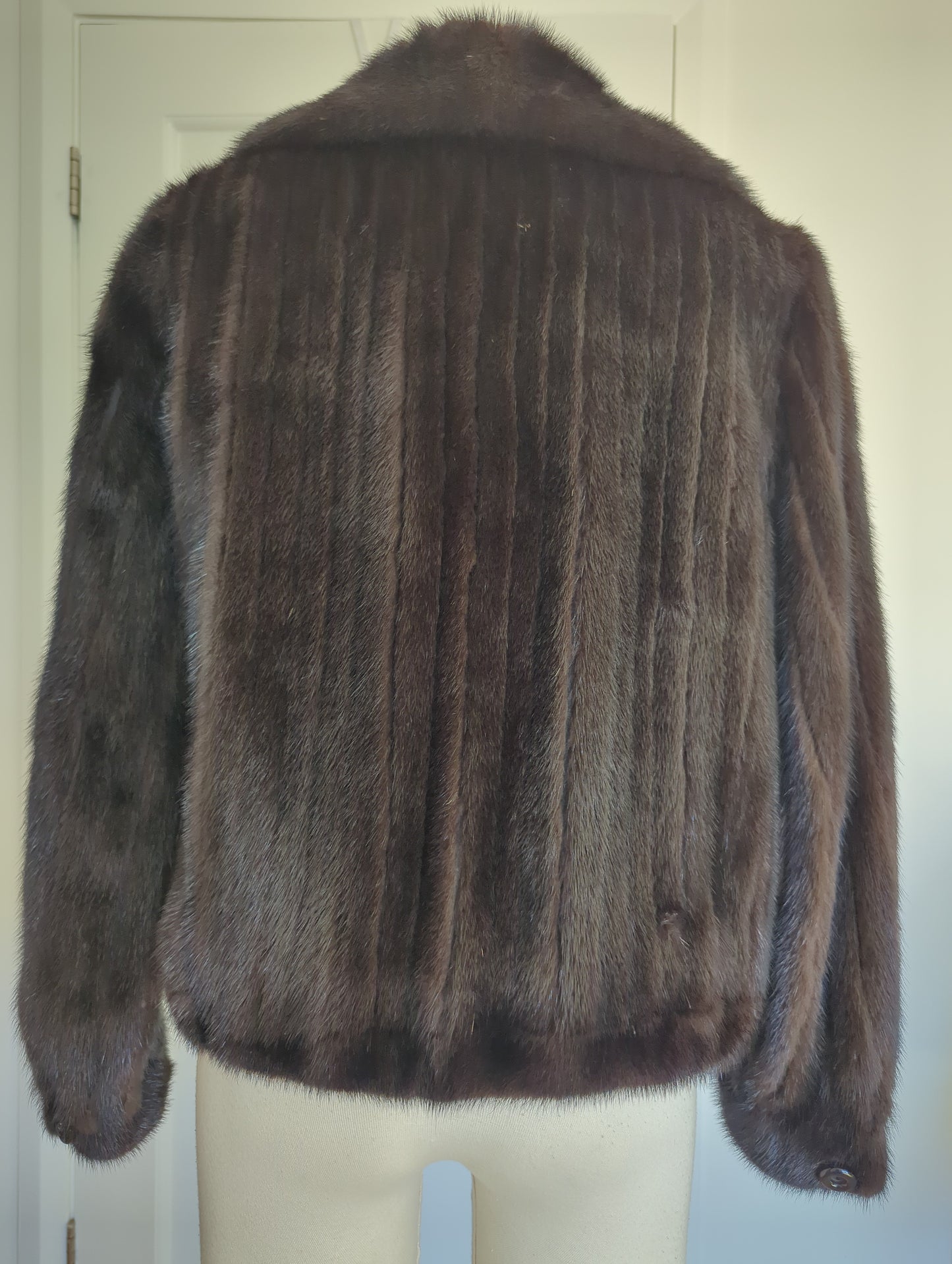 Joseph Magnin Mink Jacket  Size: S