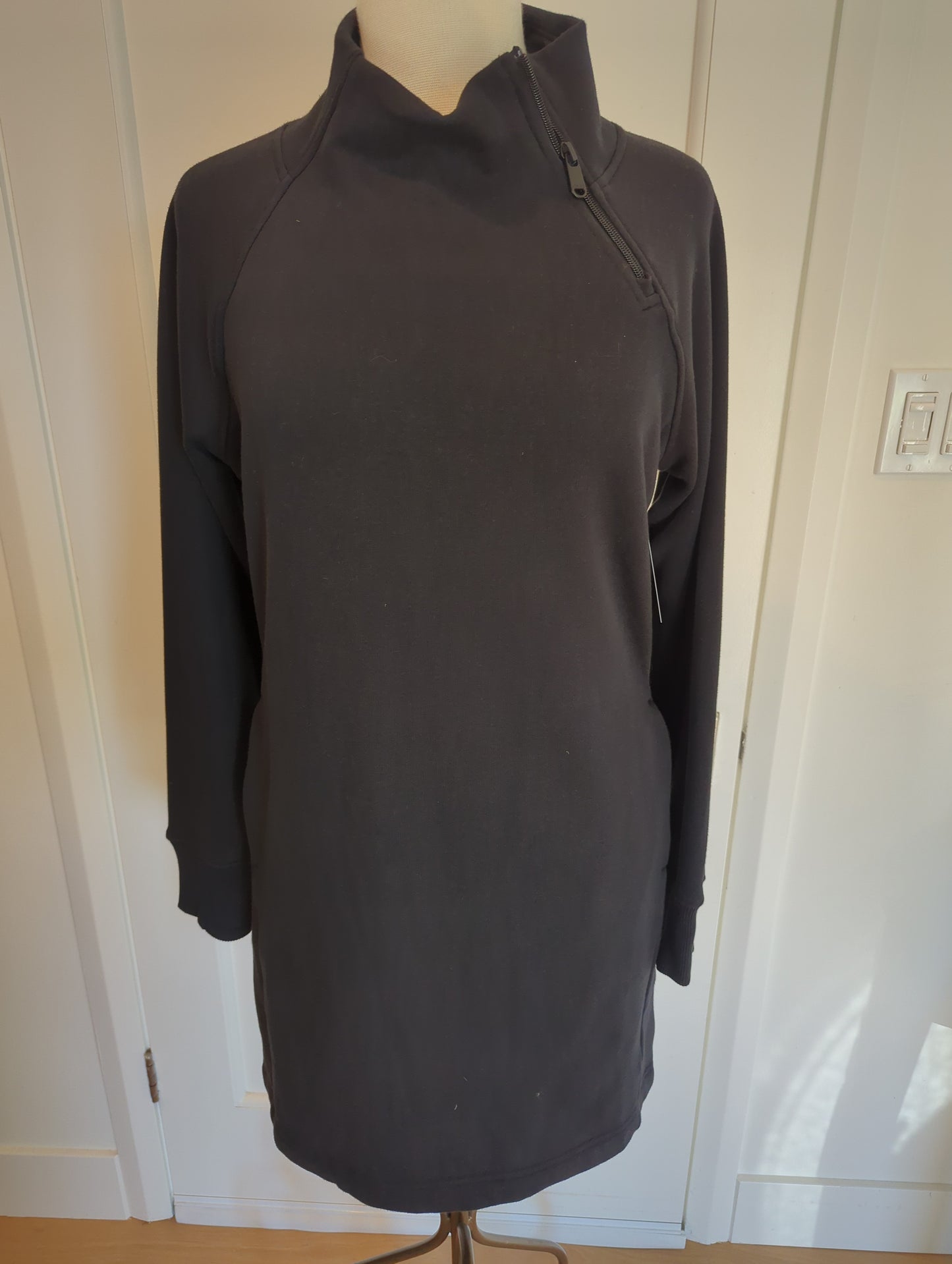Athleta Cozy Sweatshirt Dress  Size: S