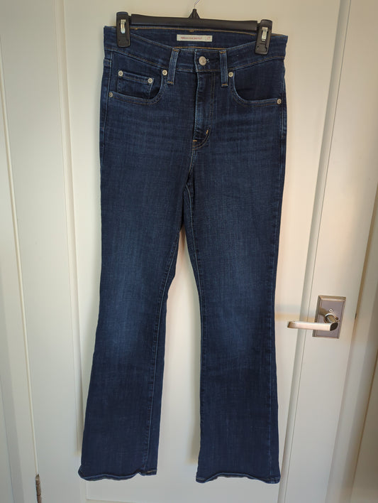 Levi's Hi-Rise Bootcut Medium Wash Size: 27