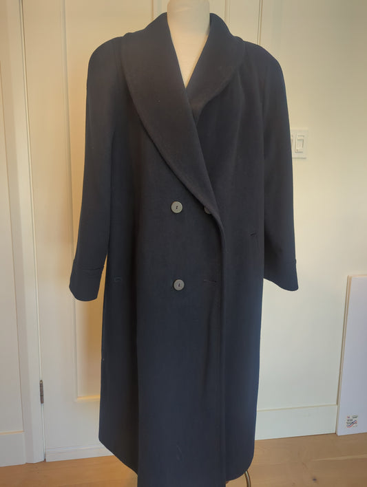 Alorna Vintage Wool Coat  Size: L/XL