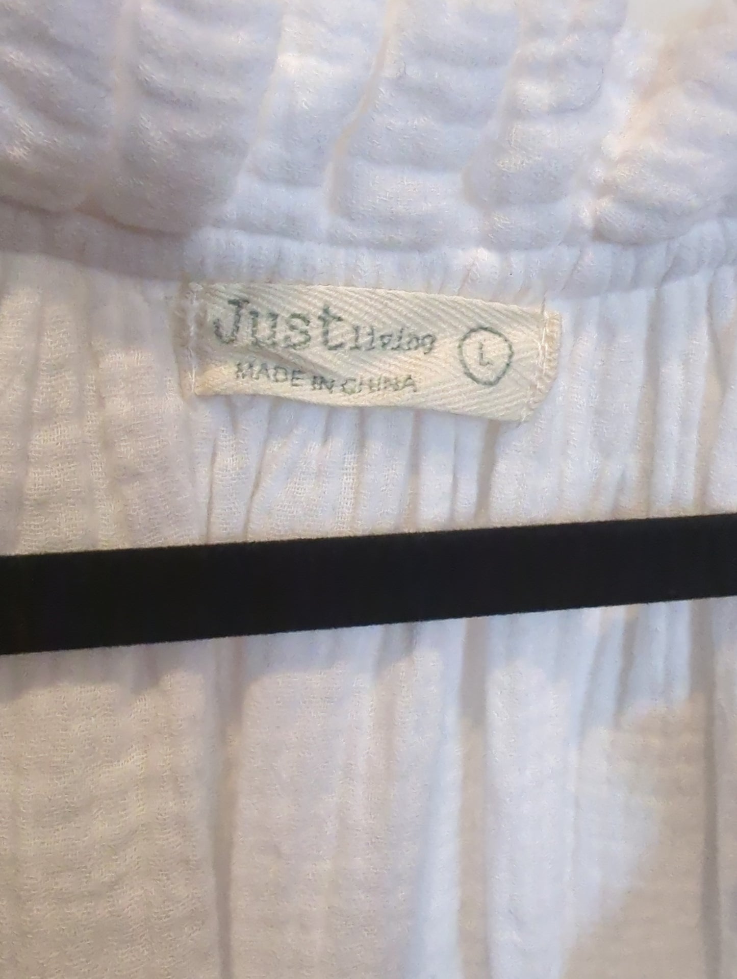 Just Living Gauze Top  Size: L