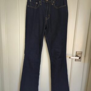 Levi's Hi-Rise Bootcut Dark Wash — Size 27