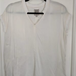 GO by Go Silk — Size M Tee