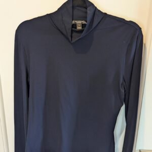 St. John Caviar Turtleneck — Size M