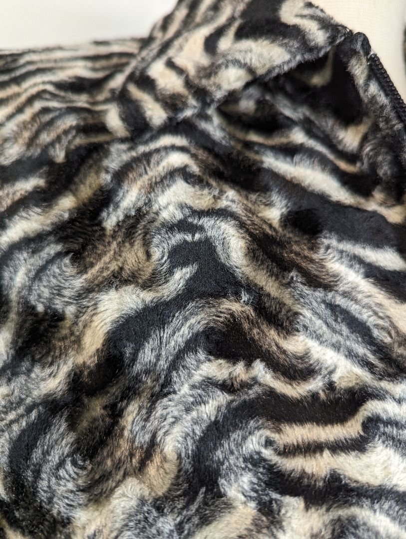Ginacarlo Ferrari Vintage 80's Jacket — Size 4 - Image 2