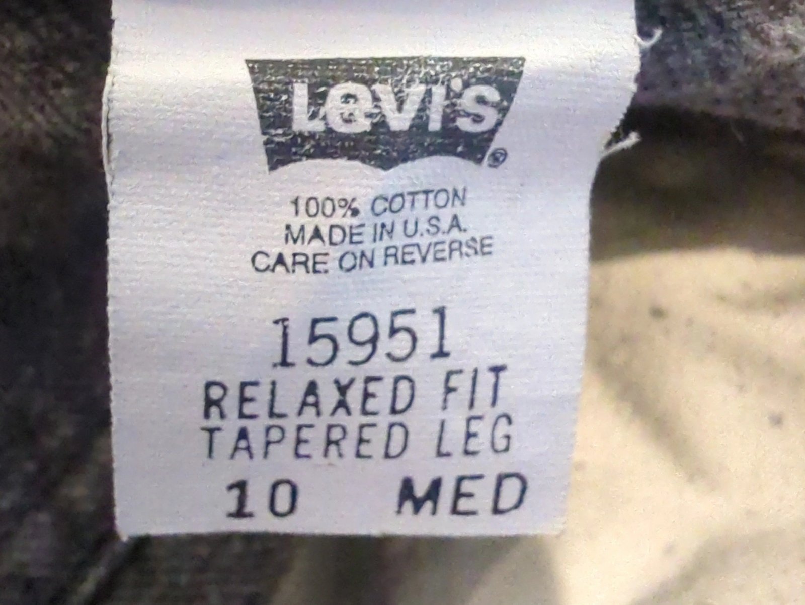 Levi's 15951 Relaxed Jeans — Size 10 - Image 4
