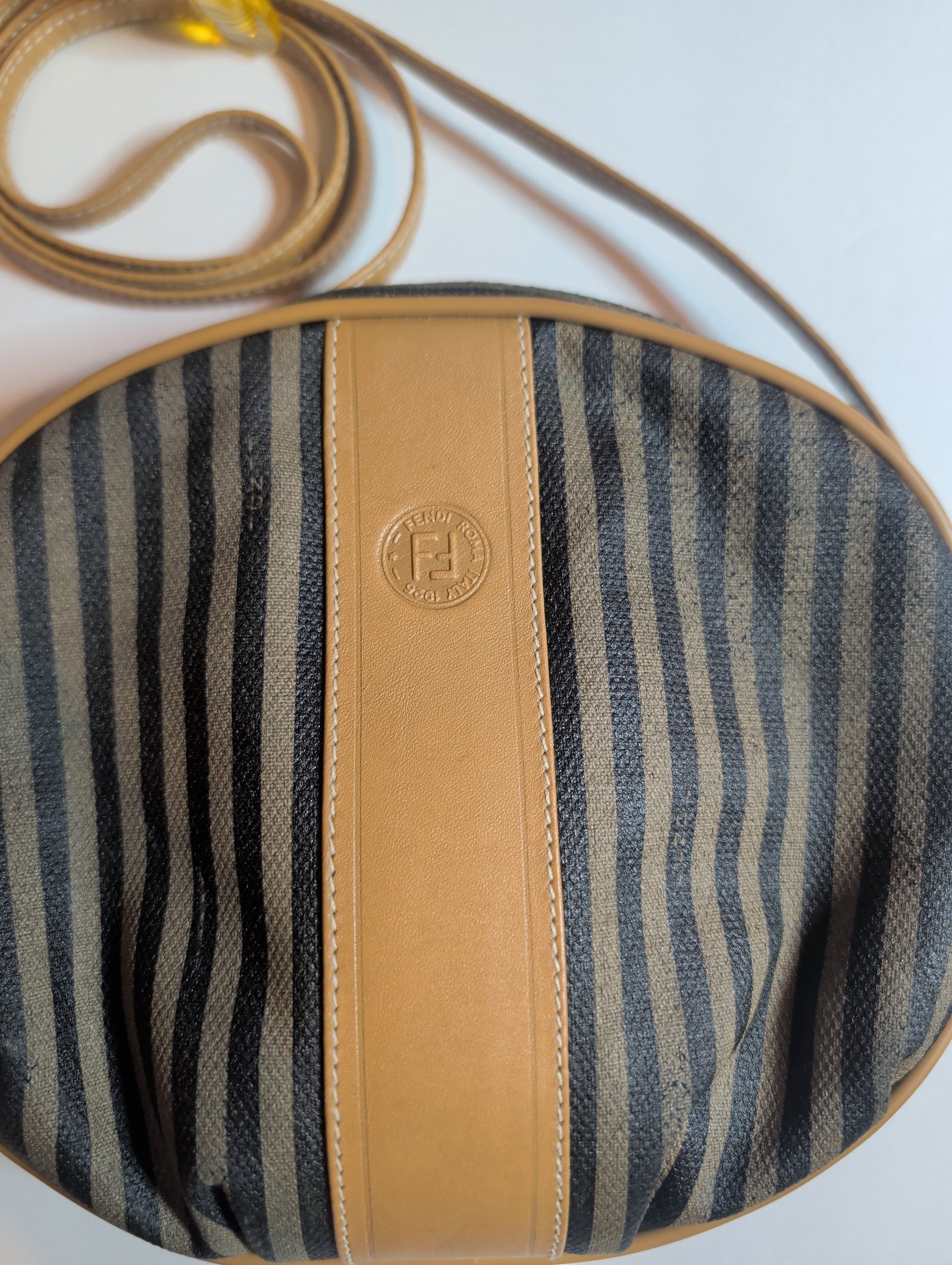 Purse Fendi Pequin Vintage Crossbody Bag
