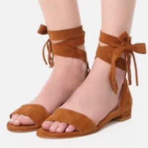 Stuart Weitzman Corbata Sandal — Size 9