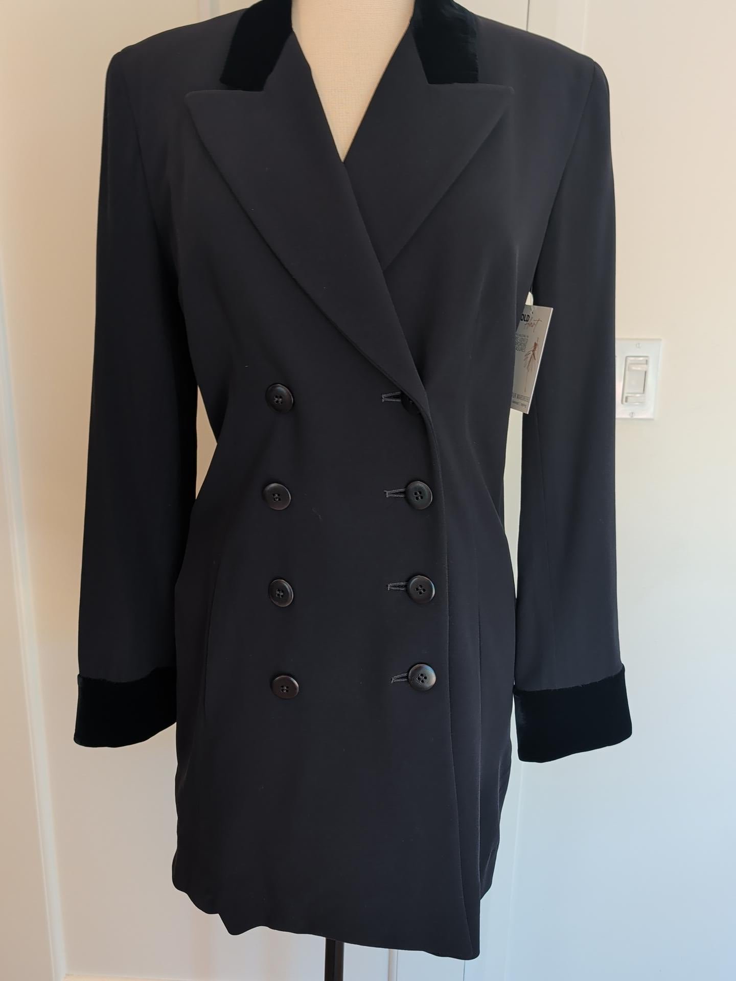 Donna Karan Black Label Vintage Double Breasted Dress — Size 10